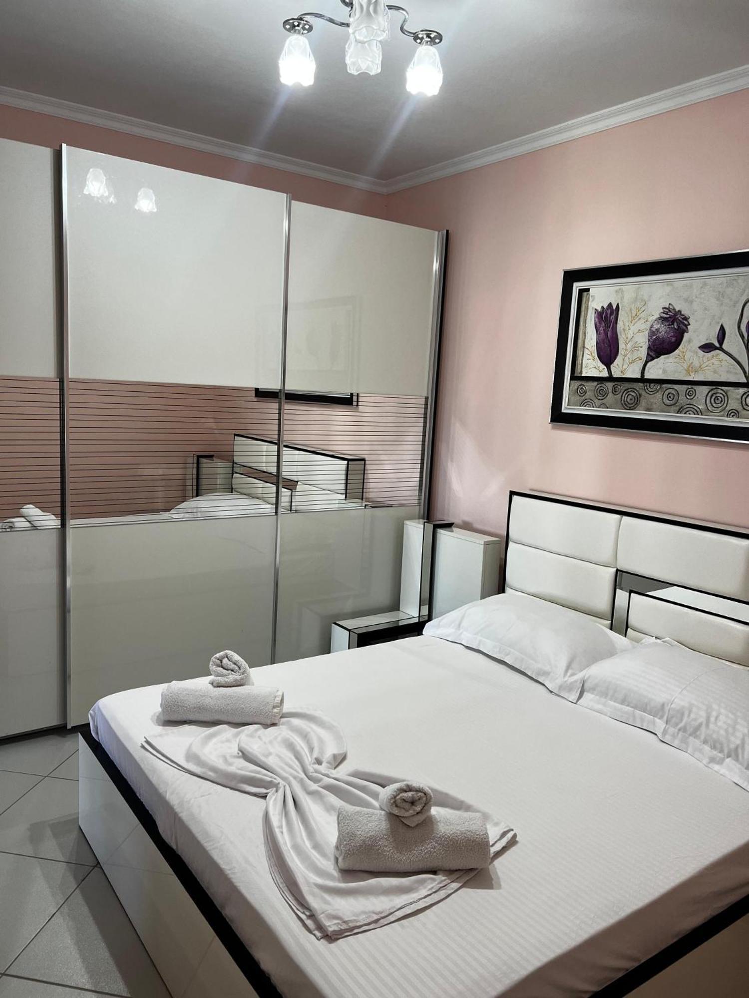Amy'S Luxury Appartment Shkodra Exterior foto